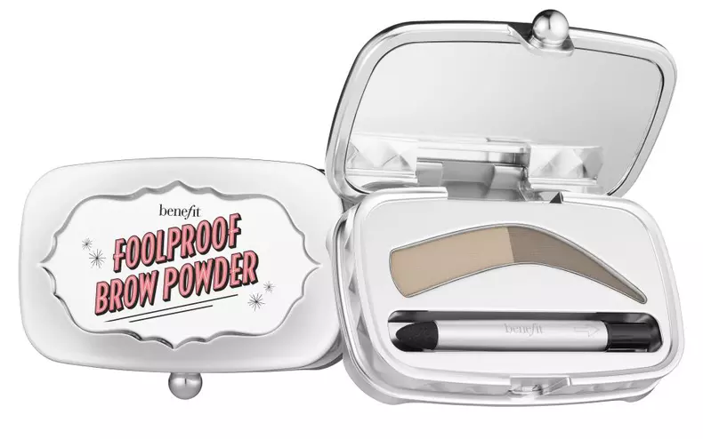 Pudră pentru conturarea sprâncenelor, Benefit, Foolproof Brow Powder, 122 lei, disponibilă Sephora