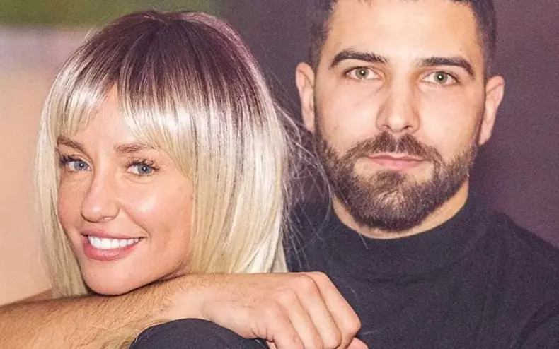 cum-arata-tania-budi-acum-6-1