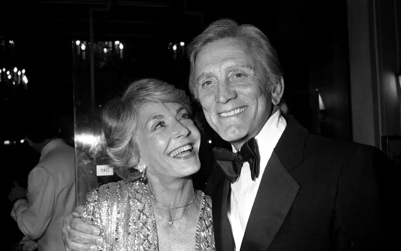 Anne si Kirk Douglas
