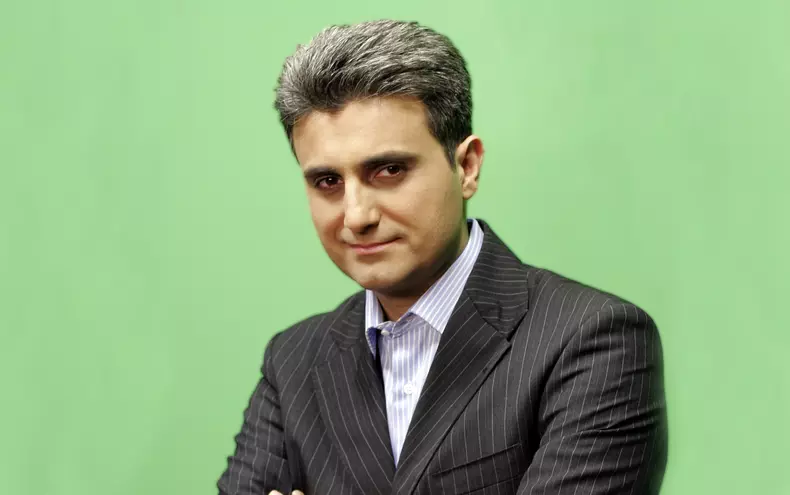 robert turcescu
