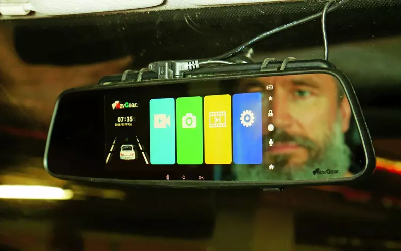 oglinda cu camere 015