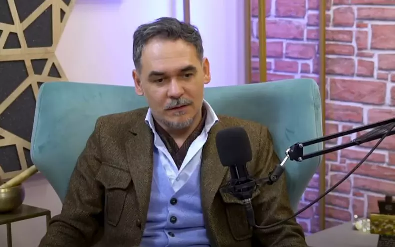 Răzvan Simion