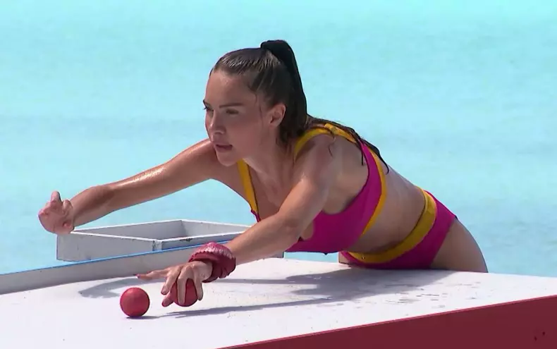 Otilia-Bilionera-eliminata-Survivor-2