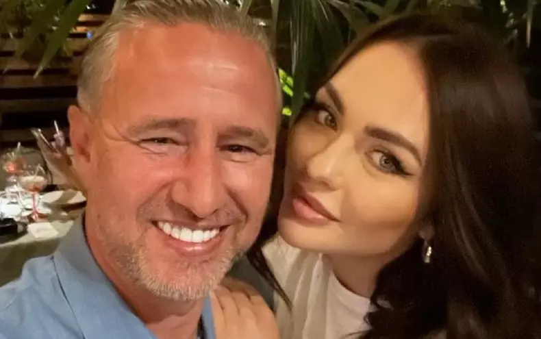 corina-caciuc-silueta