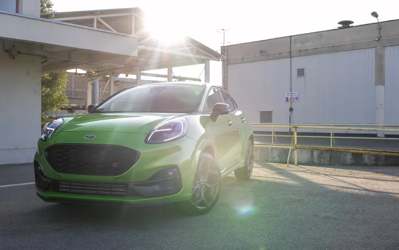 Puma ST on location007