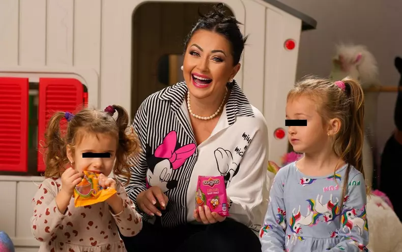 gabriela cristea si fetitele 5