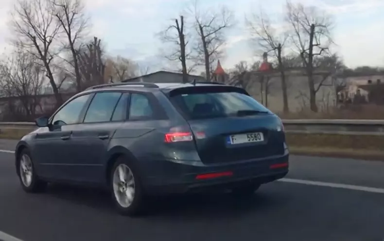 skoda superb combi