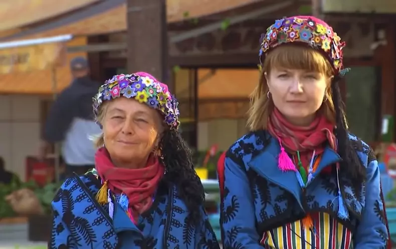 alexandra-si-anca-ungureanu-au-parasit-asia-express-1