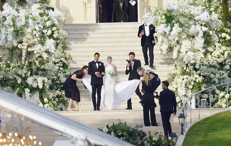 Sofia Richie este însărcinată pentru prima dată 