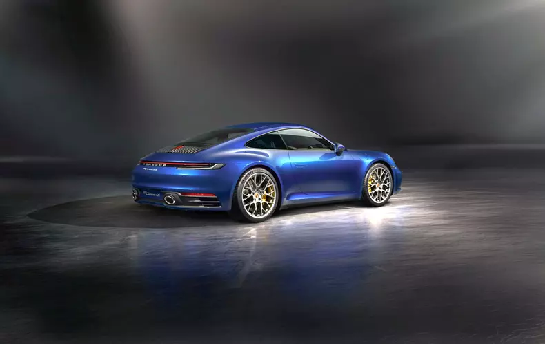 Porsche 911 are o noua generatie 23