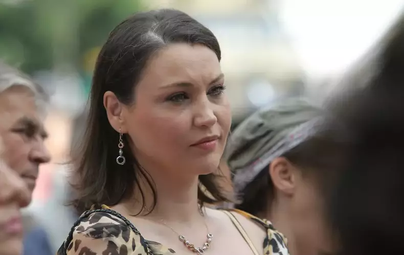S-a reinventat și arată extraordinar! Cum a slăbit Daniela Nane, la 54 de ani: ”Am 18 ore în care nu mănânc. Eu mănânc într-o fereastră de 6 ore și apoi, timp de 18 ore, de la ora 16, nu mai consum nimic”/ EXCLUSIV