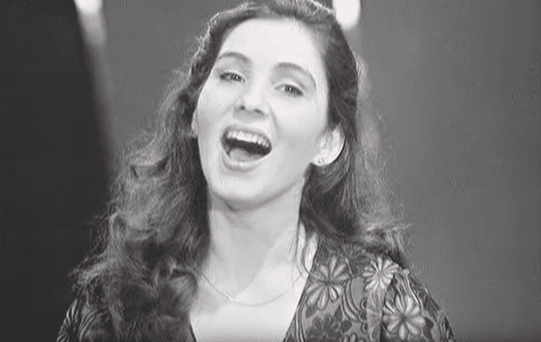 Daniela Vlădescu