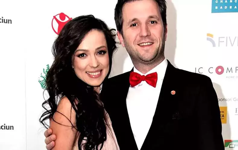 Olivia-Steer-amendata-CNCD-16