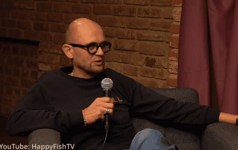 Oreste-pleaca-din-tara-5