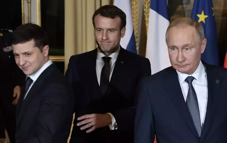 Ce-i-a-cerut-Putin-Lui-Macron