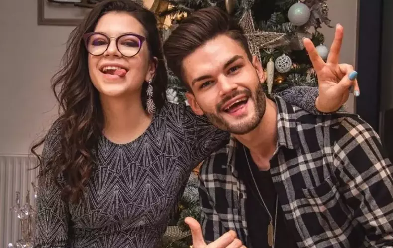 Cleopatra-Stratan-si-Edward-Sanda-nu-s-au-inscris-la-facultate