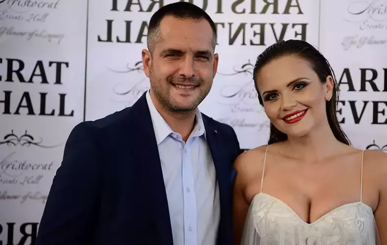 media-148241057012350900-1