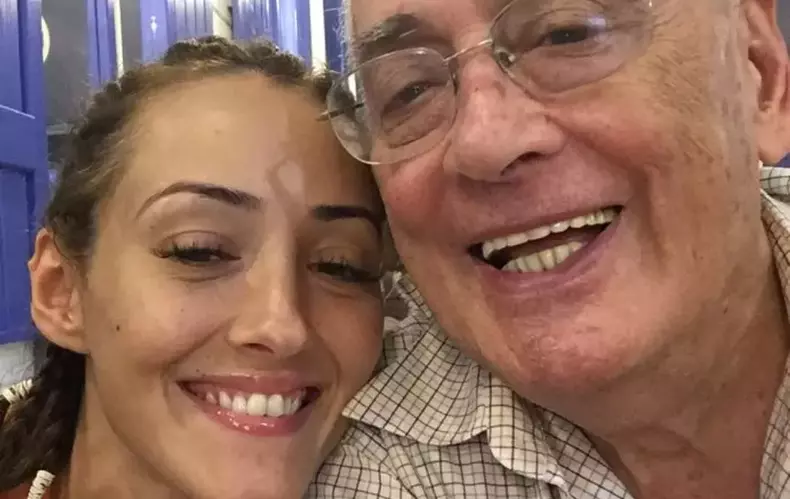 11222223_1007750175922010_4993728632703250201_n-1