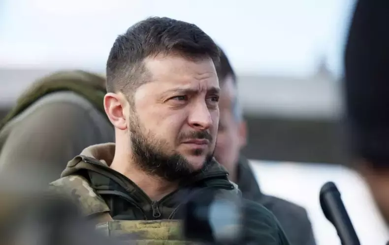 Volodimir-Zelenski-prelungeste-cu-trei-luni-legea-martiala.