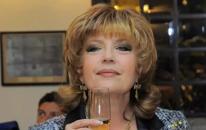 corina-chiriac-expozitie