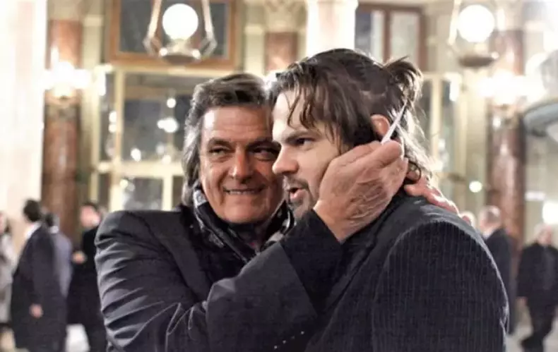 La-51-de-ani-Florin-Piersic-Jr-pare-mai-batran-decat-tatal-sau.-Cum-s-a-transformat-actorul-840x500-1