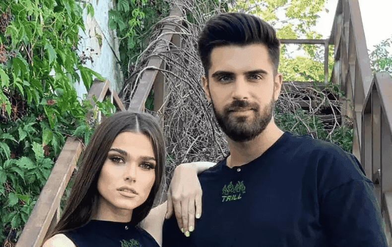 theo-rose-anghel-1-1