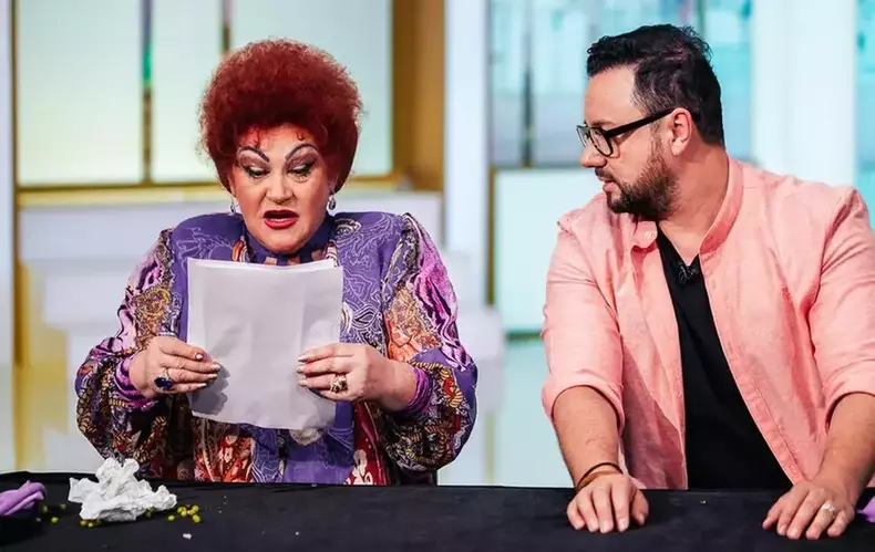 elena-merisoreanu-interventii-estetice-5