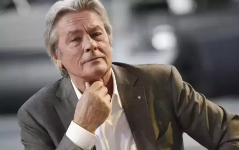 alain-delon-87-de-ani6