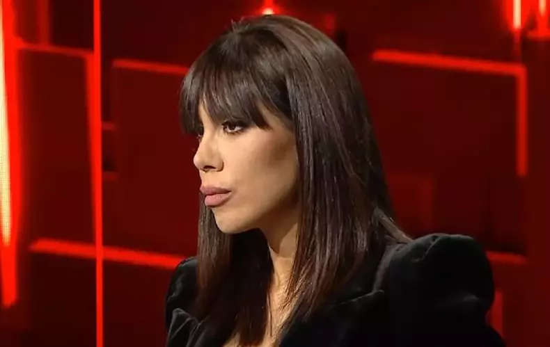 denise-rifai-negru-8-1