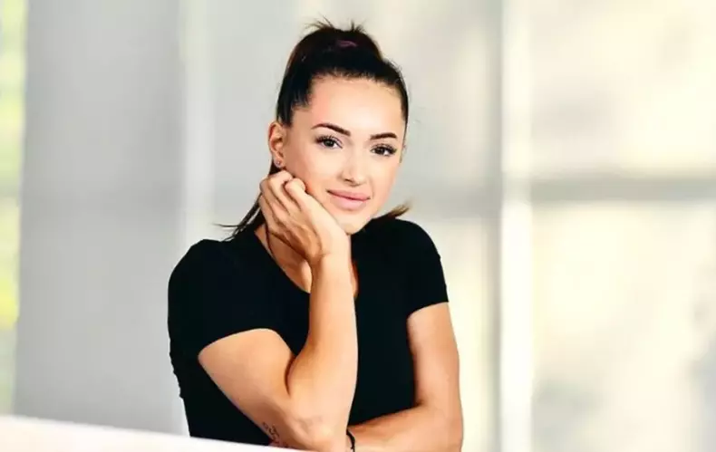 cine-este-larisa-iordache-de-la-america-express