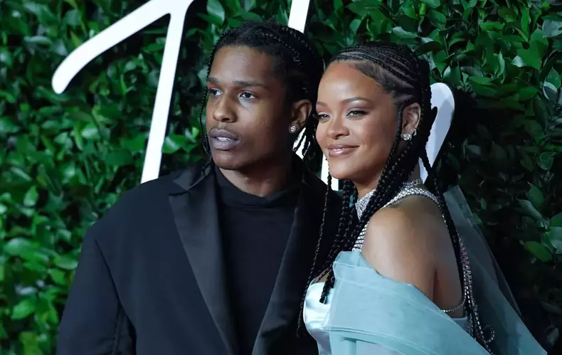 hepta_4785104-1-scaled-1