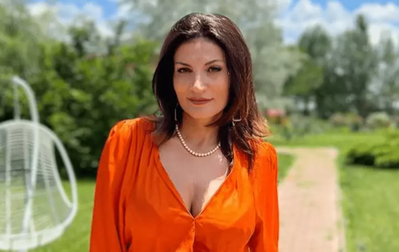 ioana-ginghina-2