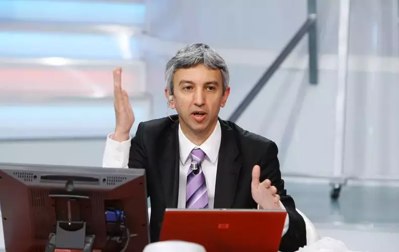 de-ce-i-s-a-interzis-lui-dan-diaconescu-sa-mai-apara-la-tv.-