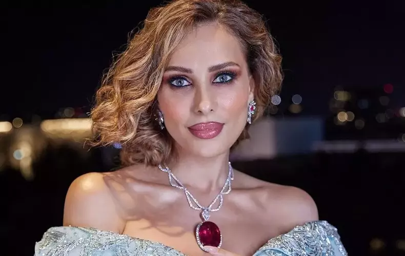 iulia-vantur-rochie-7.10