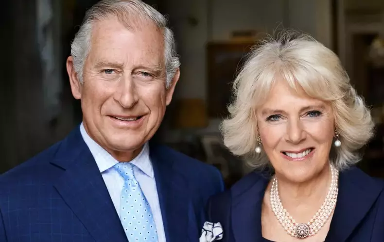 cum-arata-invitatia-pentru-incoronarea-regelui-charles-si-a-reginei-camilla