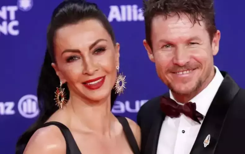 mihaela-radulescu-si-felix-baumgartner-intro