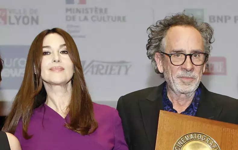 hepta_7239382-1-scaled