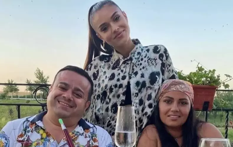 karmen-simionescu-si-parintii-ei