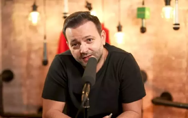 61531353
