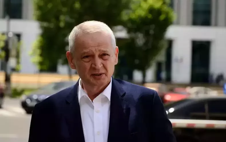 sorin oprescu