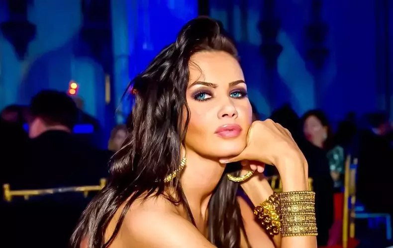 oana_zavoranu