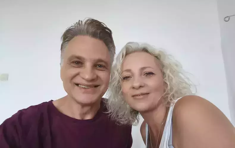 mihai-onila-si-laura-onila-foto-inainte-de-iesirea-din-spital-1
