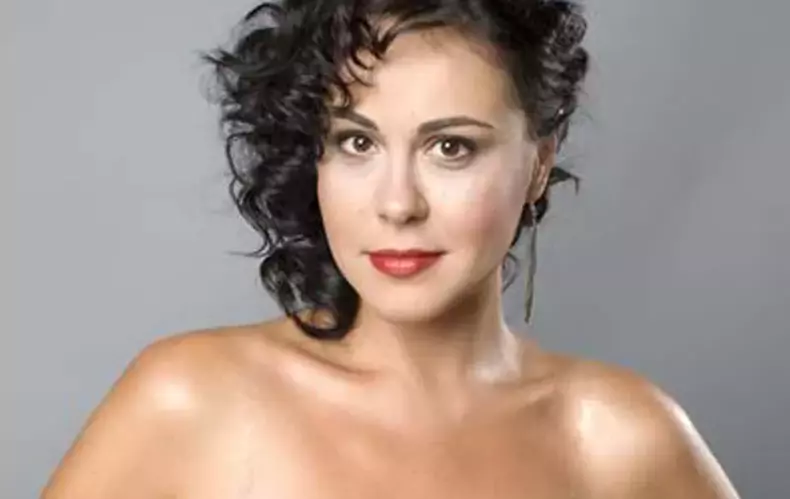 1-mirela-zeta-3