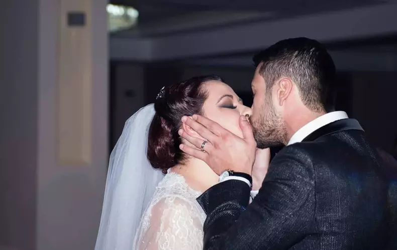 Oana Roman si Marius Elisei la nunta 1
