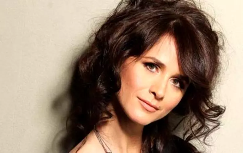 Madalina-Manole-2-copy-e1571812012935