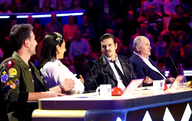 juriul-Romanii-au-talent
