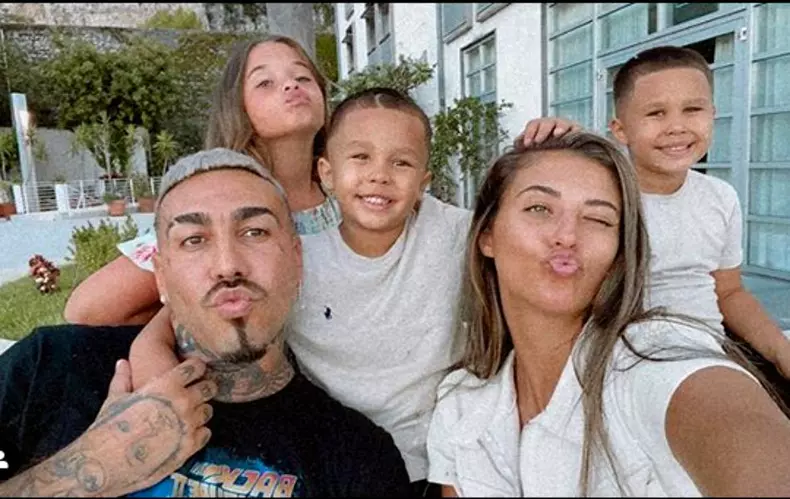 Antonia-si-familia-10-1