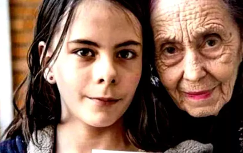 Fiica-adriana-iliescu-1