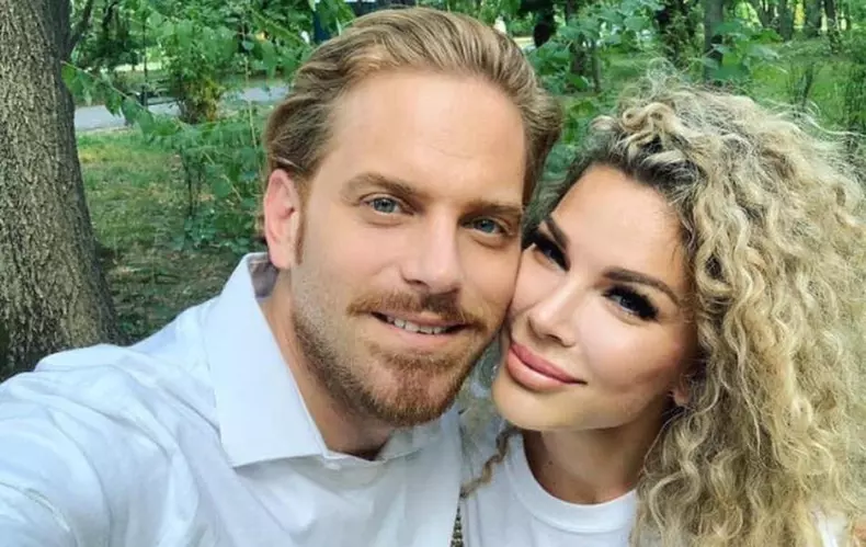 MDAmemM9MSZoYXNoPTFmNTM2MTdlYmUzODE0ZTk4ZTY5MGE3Njc0NjkzY2Nm.thumb_-1