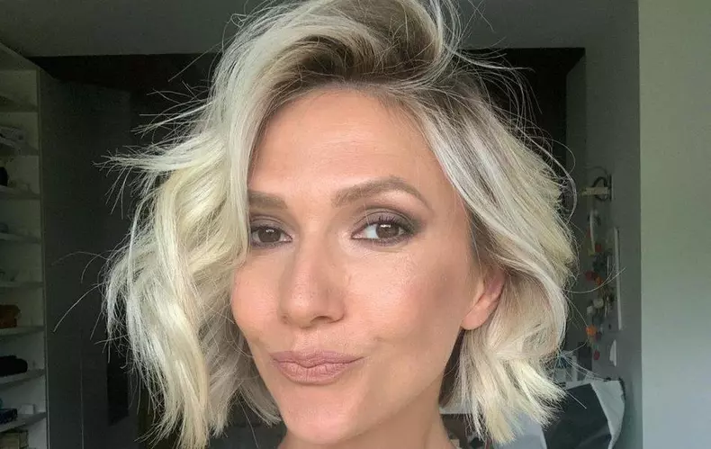 Adela-Popescu-insarcinata-10-1024x1024